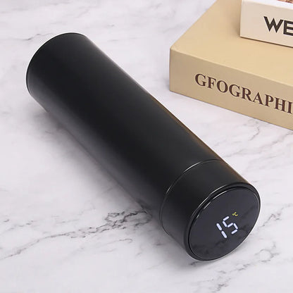 SmartTemp Elite – Custom LED Bottle (500ML) displaying temperature on LED screen, sleek black stainless-steel design.