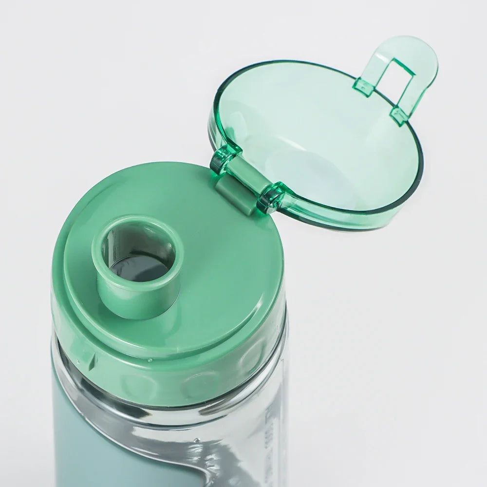 FlexSip Travel Bottle with flip-top straw lid for easy hydration on the go, perfect for gym and travel.